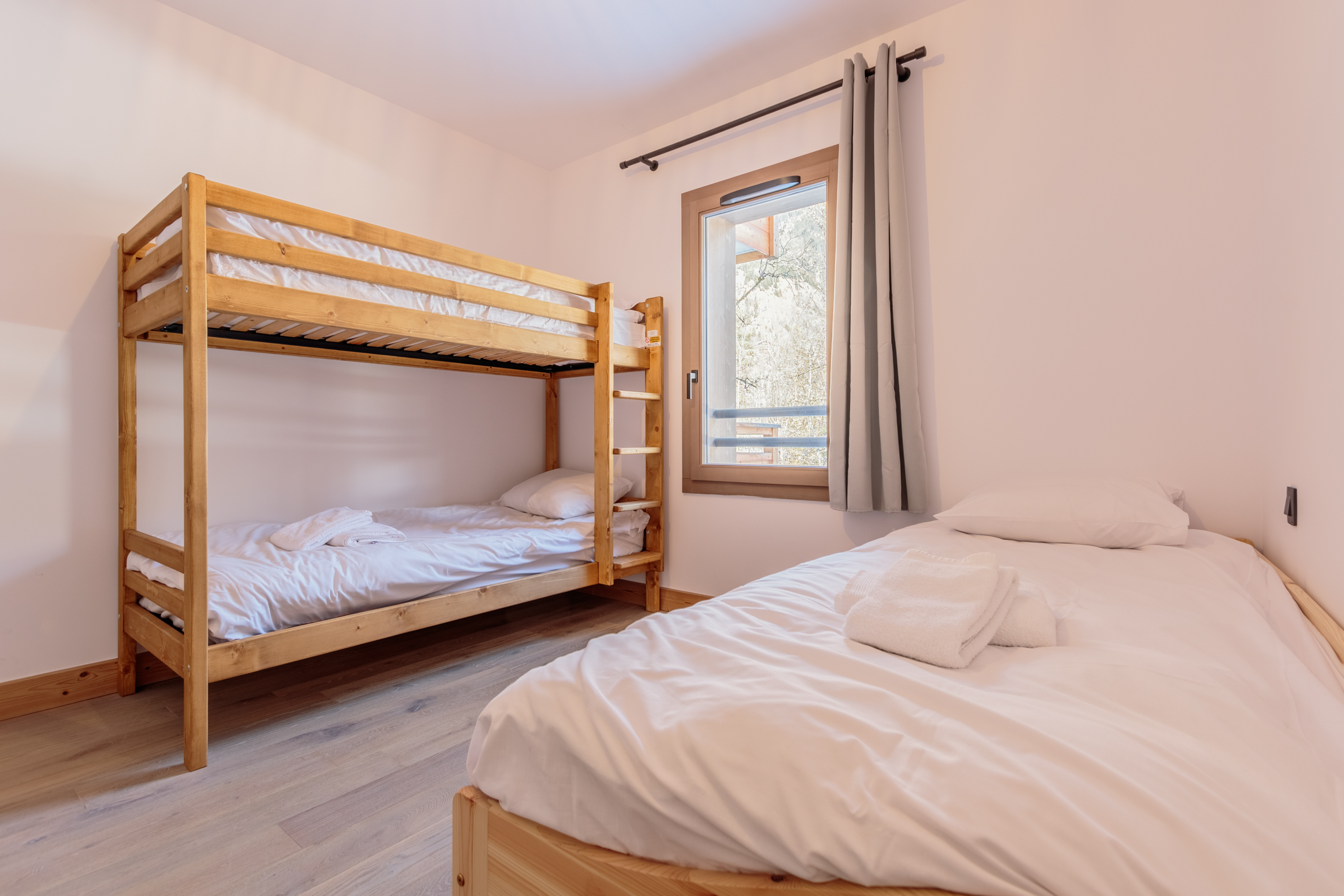 3 pièces - EXCLUSIF ! Les Terrasses C11 - ref CHA TER C11 - 11