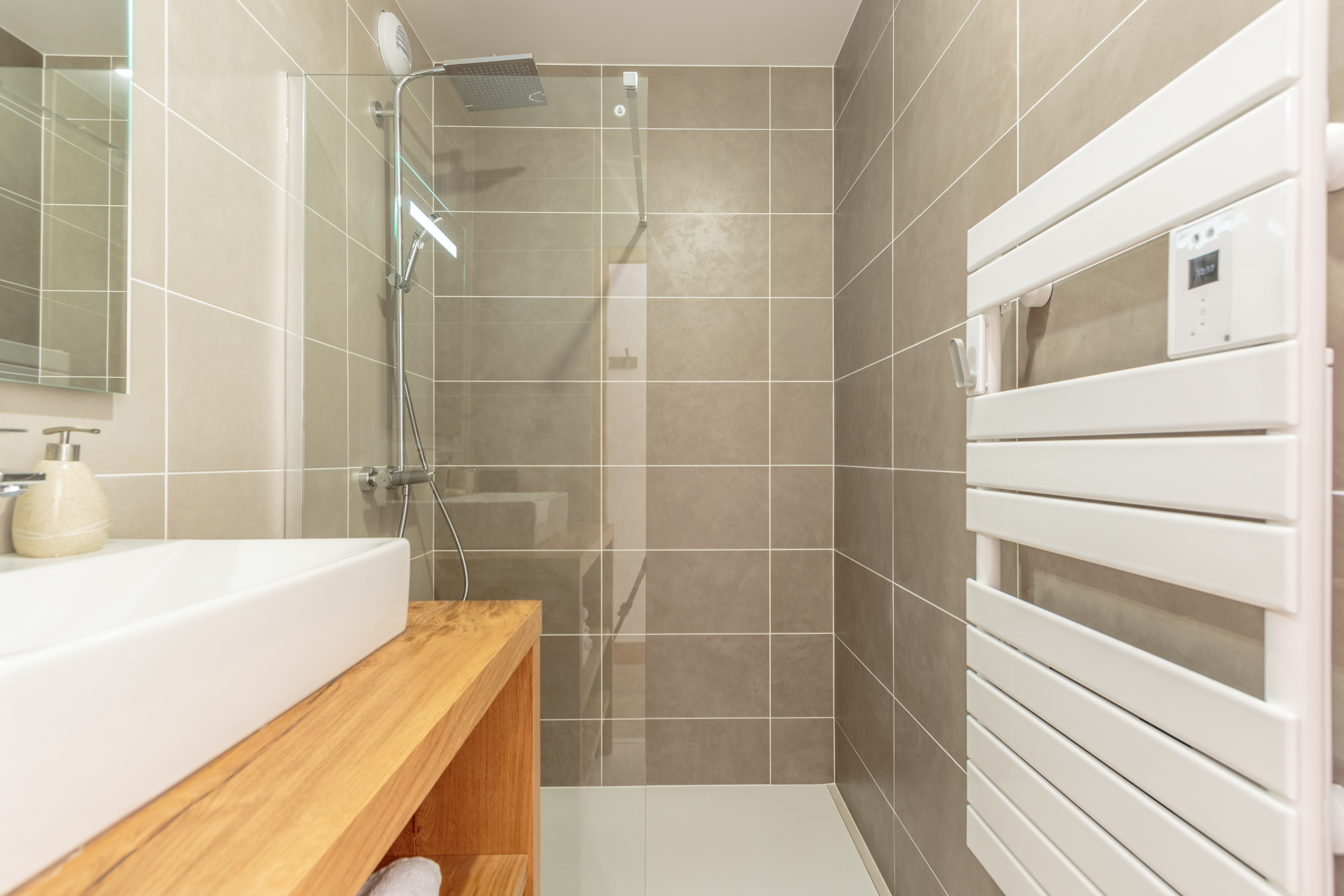 5 rooms - LES TERRASSES DE LA VANOISE A02 - ref CHA TER A02 - 25