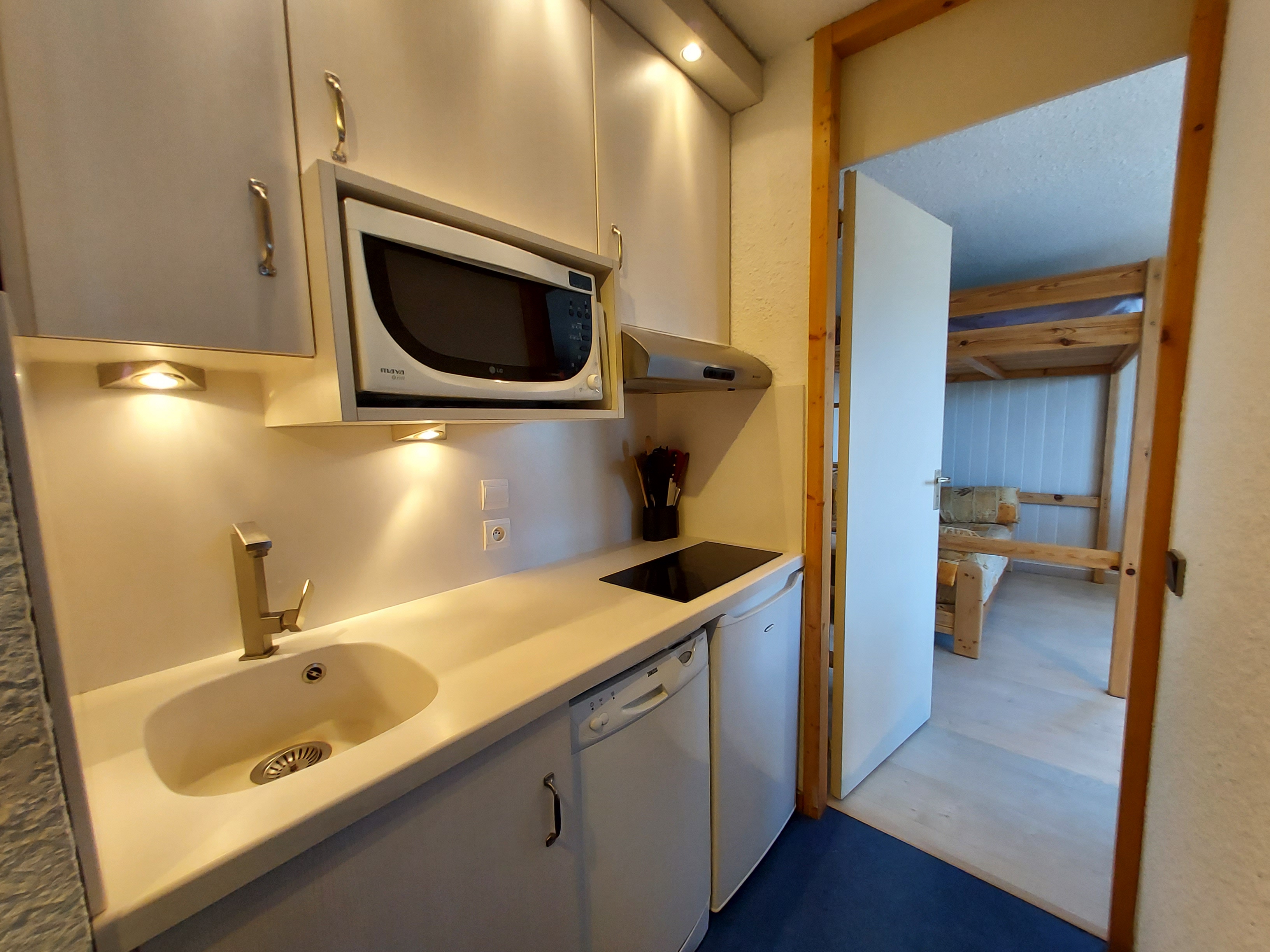 Studio + cabine - BOUSSOLE 9 - ref LC BSL 009 - 10