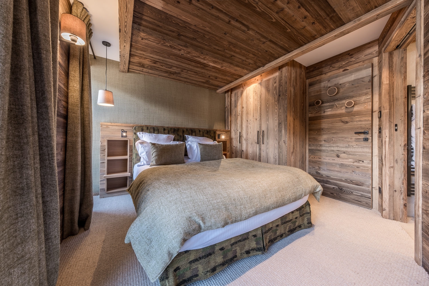 Photo of Penthouse Genepi 301