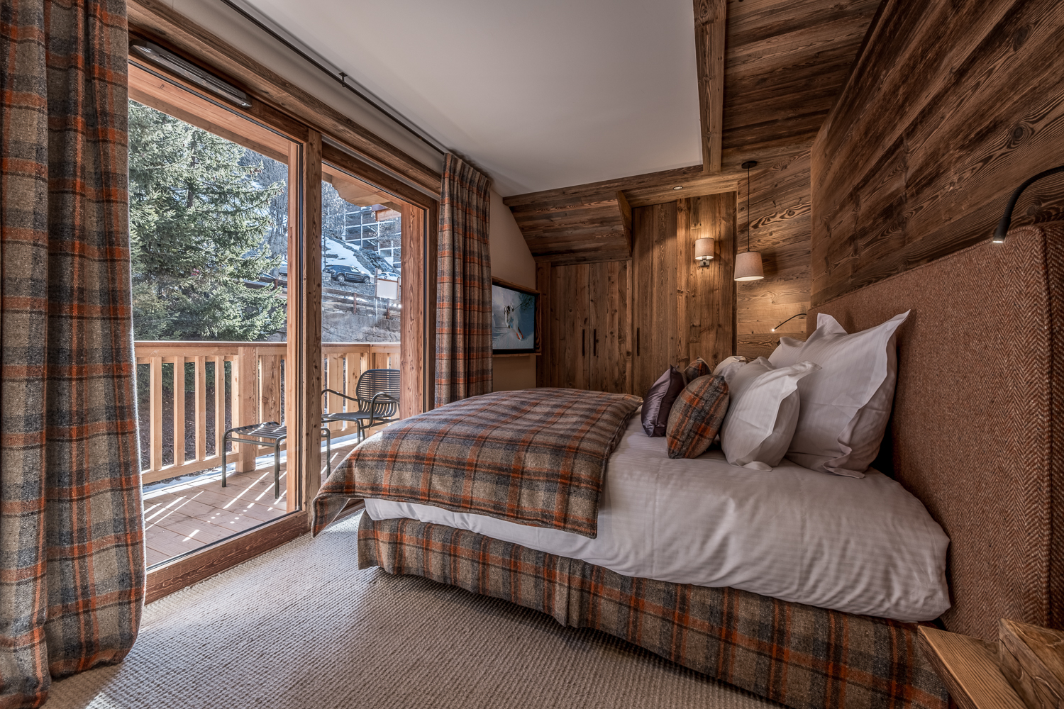 Photo of Penthouse Genepi 301