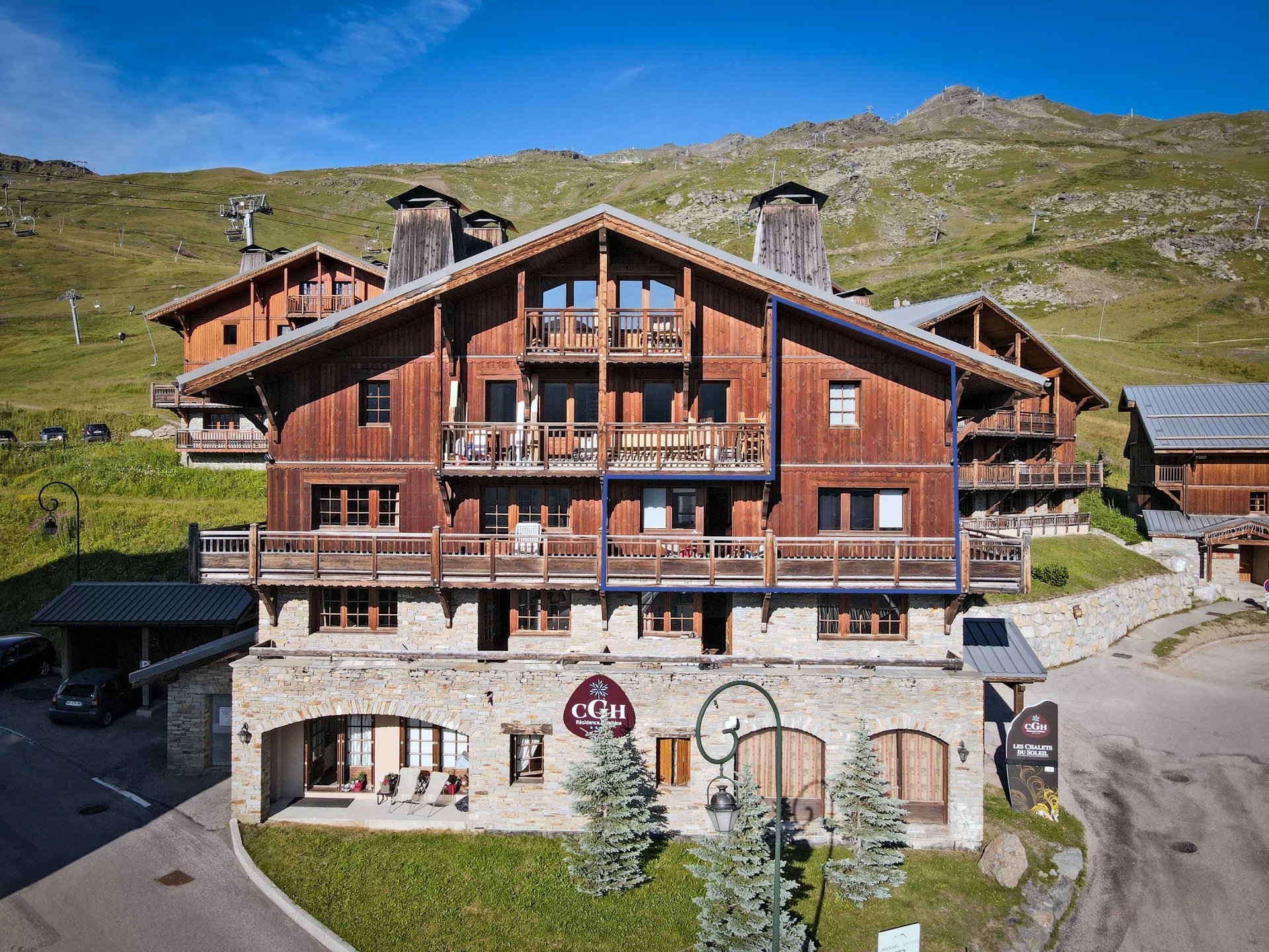 Apartment Anna2000 Accommodation in Les Menuires
